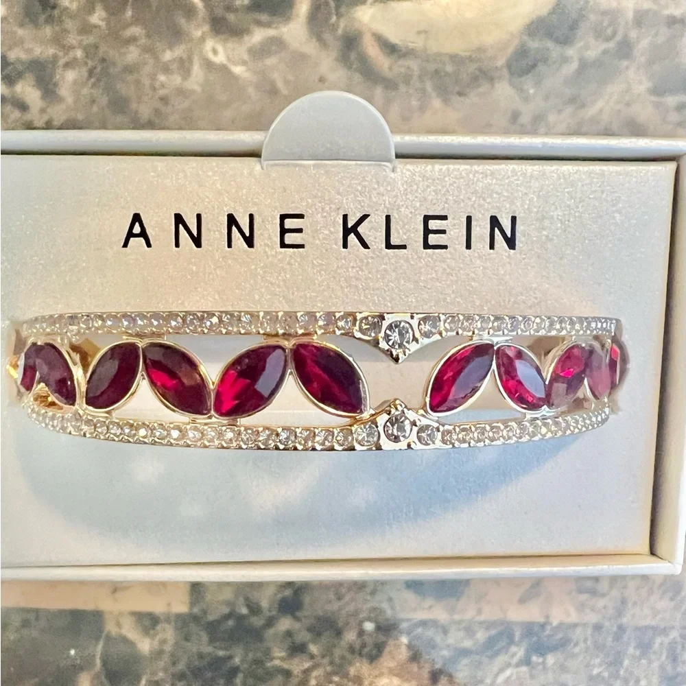 NIB Anne Klein Ruby Red and Gold Bracelet - Picture 1 of 9